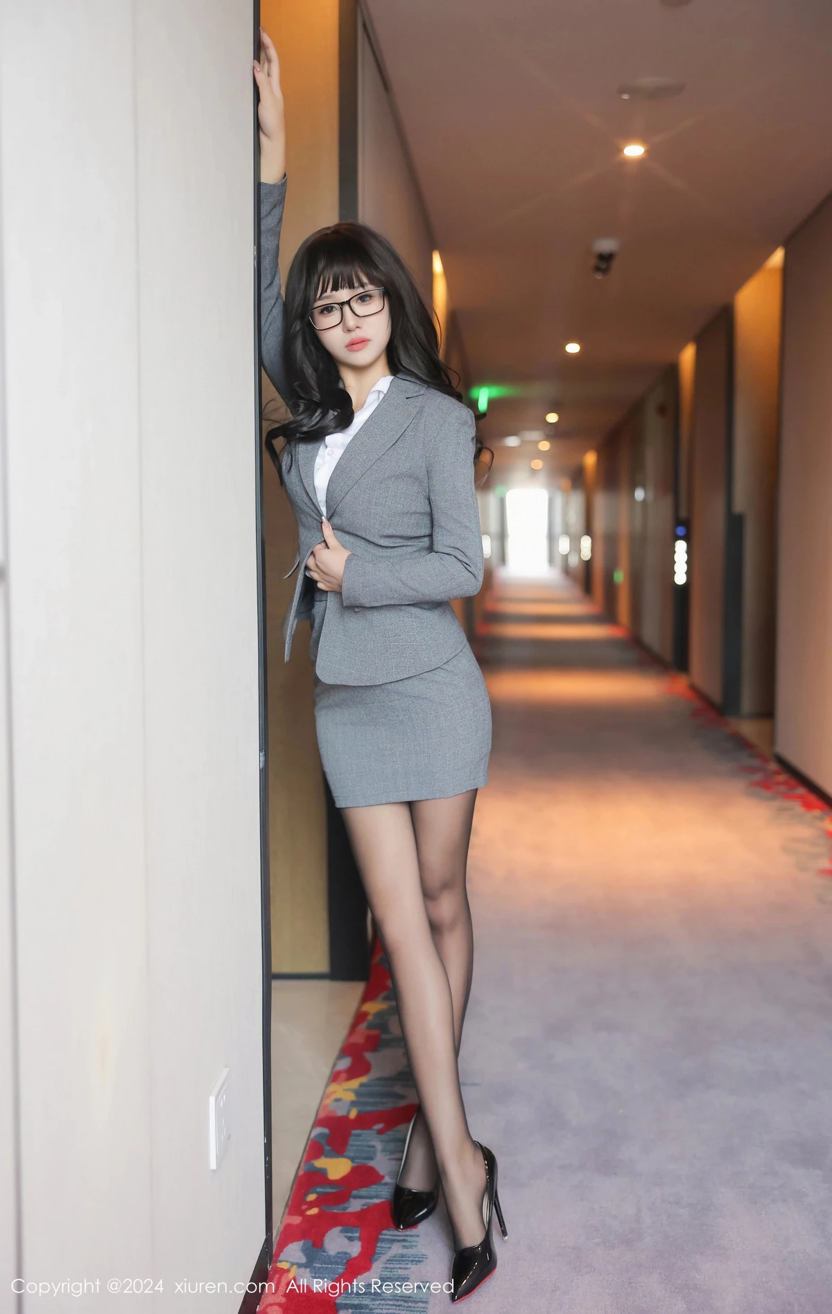 金小依