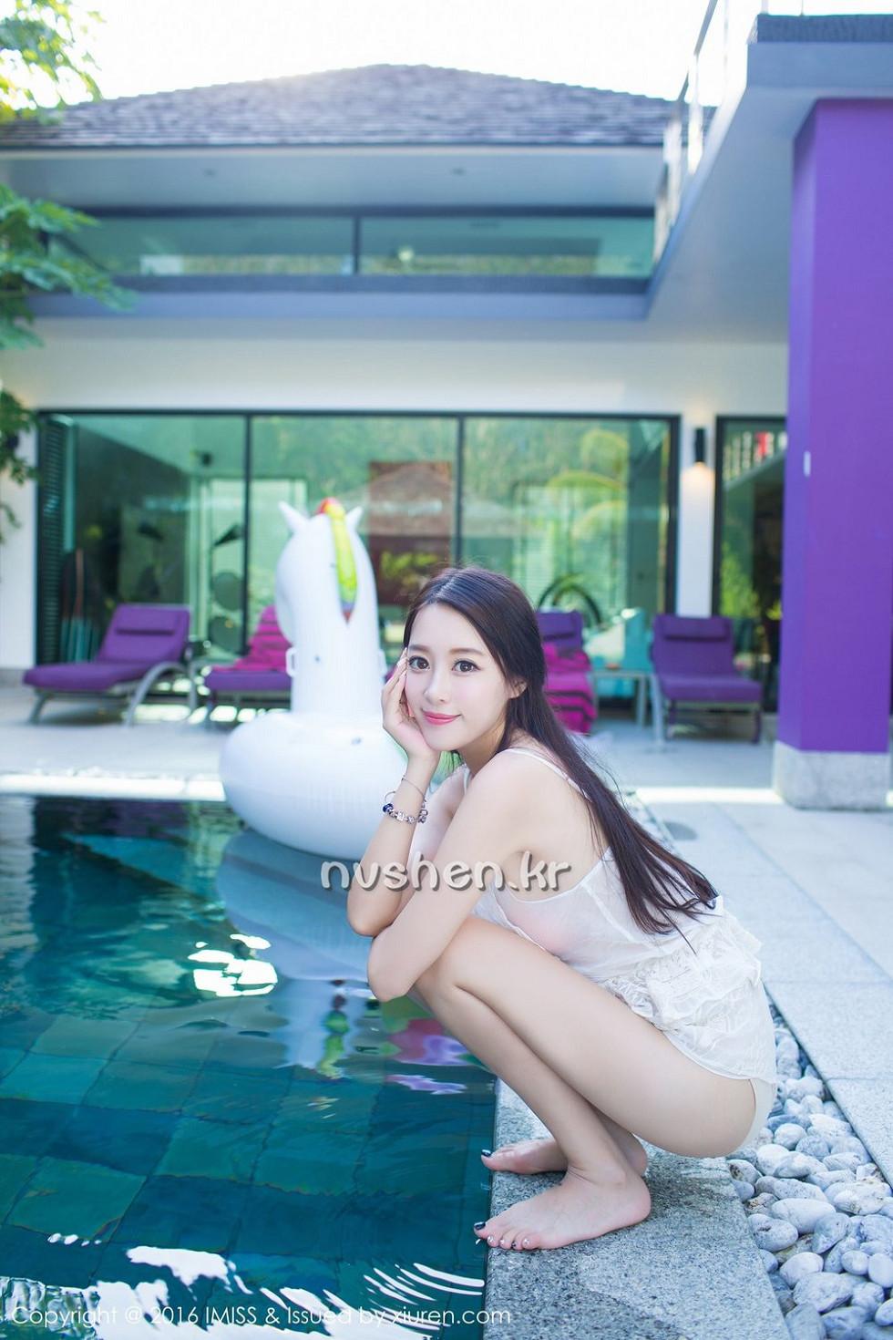 王曼妮