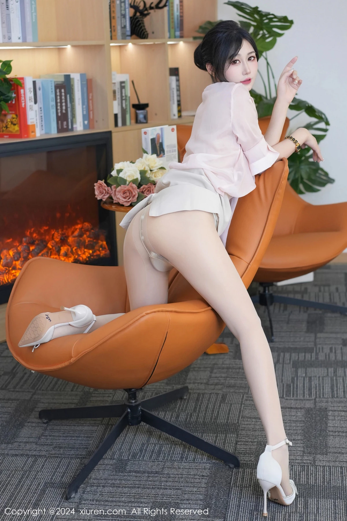 laura阿姣